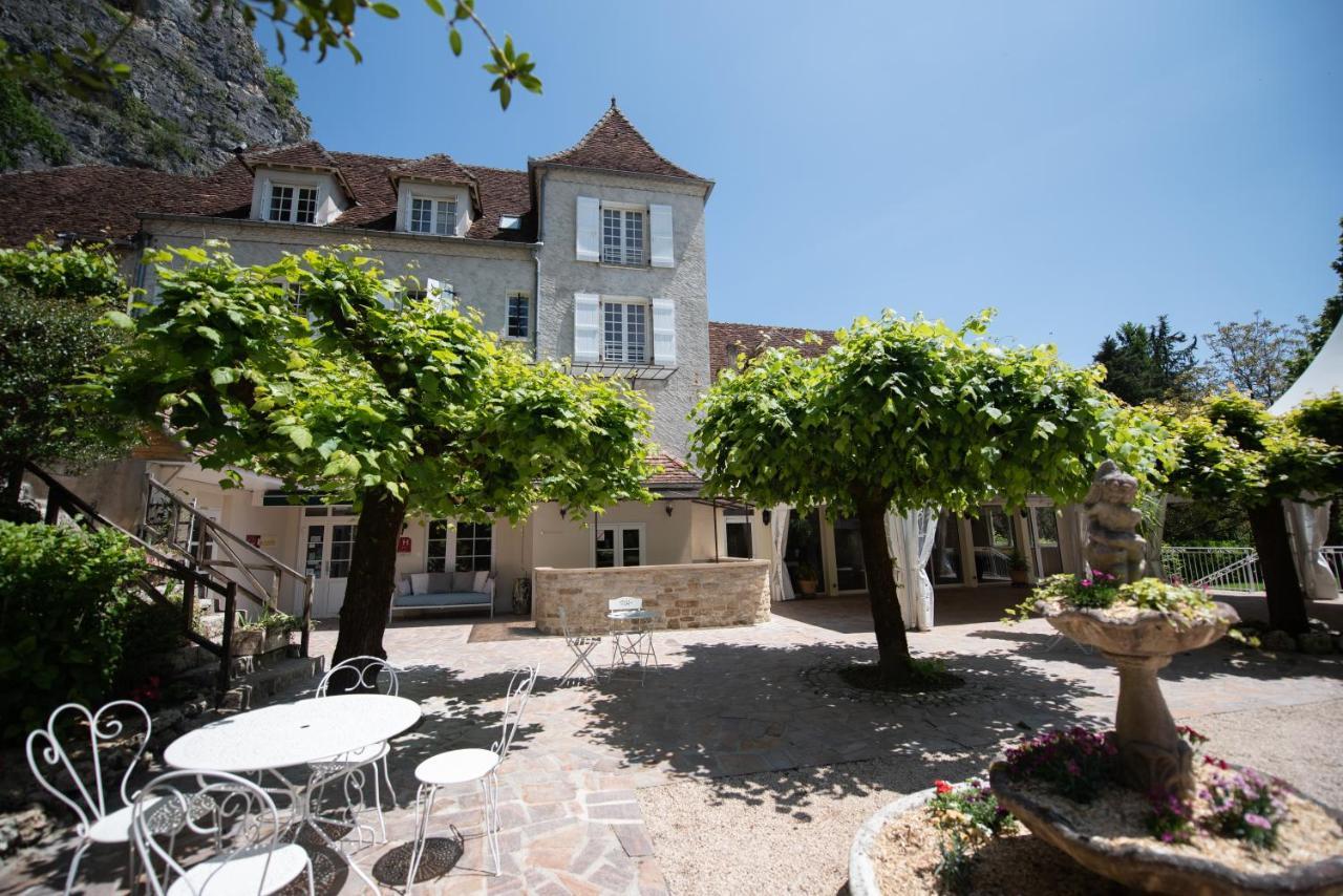 Logis - Restaurant Domaine Les Falaises 3*